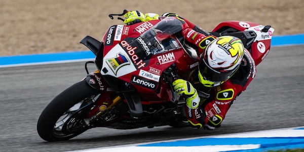 Tutti i piloti superbike 2024: aperta la caccia a Bautista