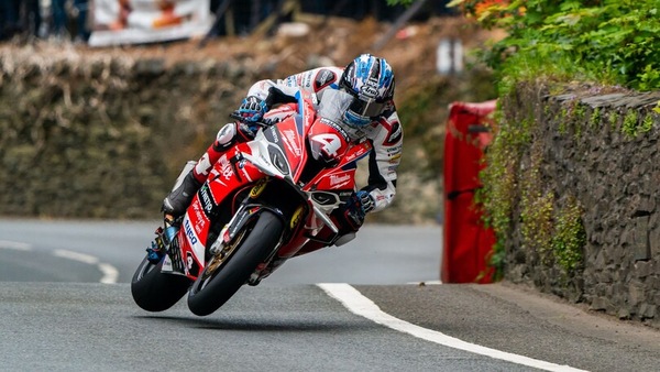 Tourist Trophy 2024: Ian Hutchinson verso il ritorno in gara?