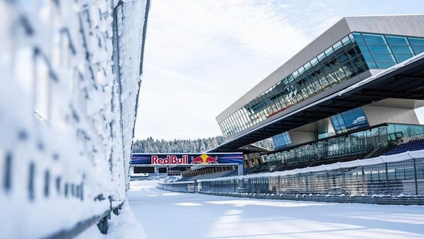 Dalla MotoGP alle motoslitte, il RedBull Ring si tinge di bianco