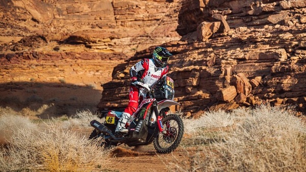 Dakar, Branch stoico: al traguardo della Tappa 4 con il manubrio rotto