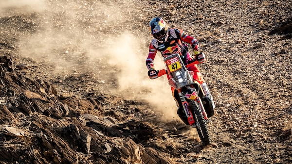 Dakar 2024: Kevin Benavides batte il fratello Luciano nella Tappa 8
