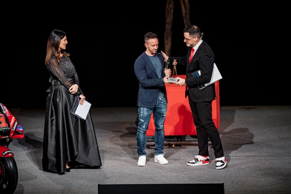 Caschi d'Oro, Dovizioso: "2024? Il mercato condizionerà le prime gare"