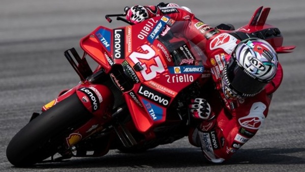 Bastianini torna in vetta: record a Sepang nei test MotoGP