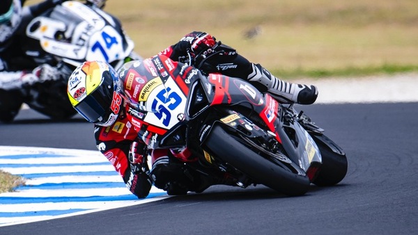 SSP, test di Phillip Island a tinte azzurre: Montella abbatte il record