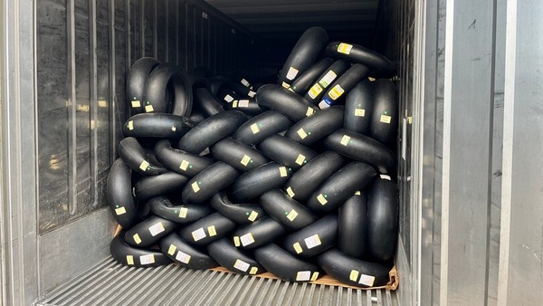 SBK, per i test è corsa contro il tempo: arrivate a Phillip Island le gomme posteriori