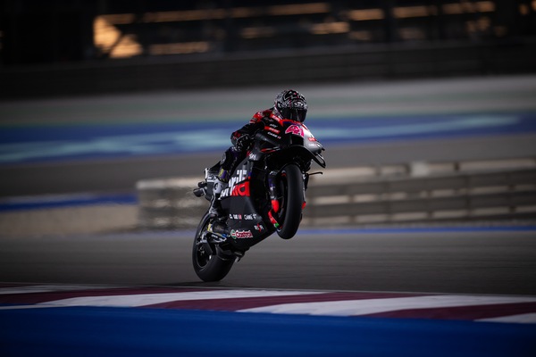 Aprilia brilla in Qatar: tre RS-GP in top6