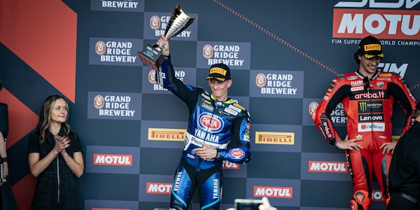 SBK Phillip Island, Locatelli: "Bella battaglia con Iannone ma volevo vincere"