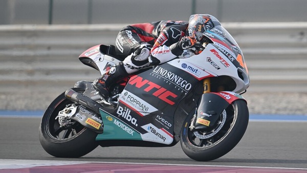 Moto2, qualifiche GP Qatar: Canet firma la prima pole del 2024