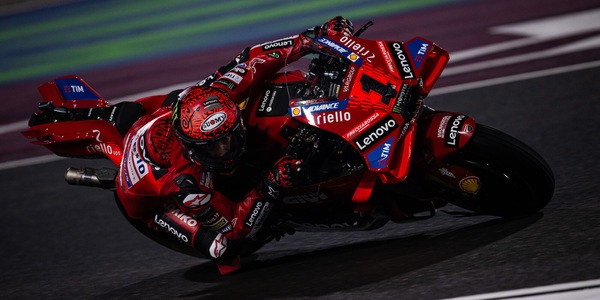 MotoGP, stratega Bagnaia in Qatar: è la sua versione più forte di sempre?