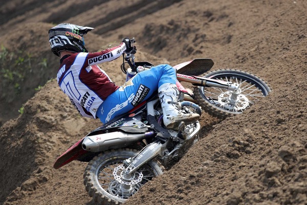 Esordio Ducati nel Campionato Italiano Prestige di Motocross