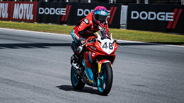 SSP300 Barcellona: Garcia firma la Superpole, Vannucci in prima fila
