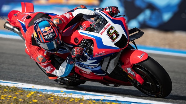 Bradl sfida Pedrosa e Savadori: wild card nella MotoGP di Spagna