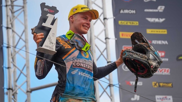 MXGP: Jonass vince la lotta nel fango