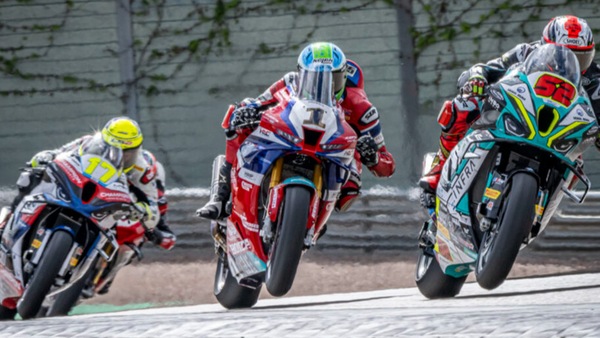 IDM, Patrick Hobelsberger vince Gara2, Zanetti sfiora il podio