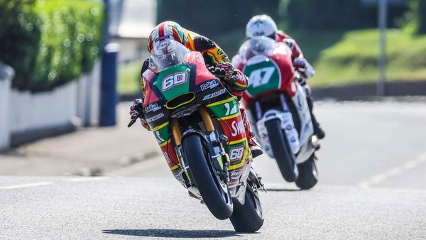 NW200: Hickman batte Cooper e centra la doppietta in Supertwin