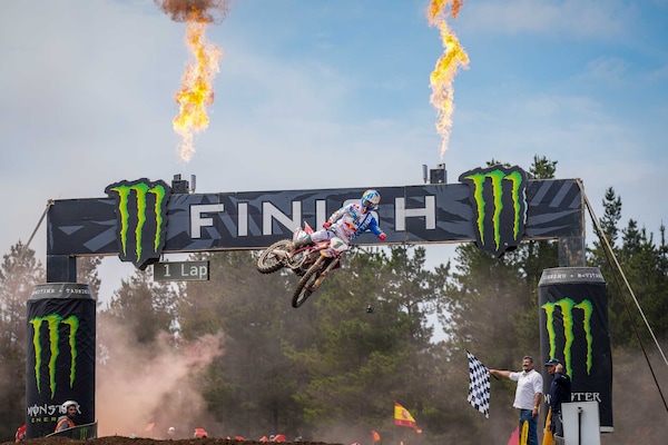 MXGP di Galizia: Prado fa sua gara uno