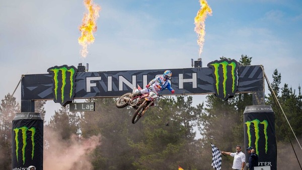 MXGP di Galizia: Prado fa sua gara uno