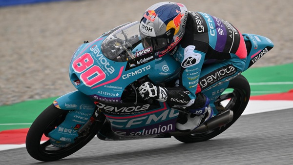 Moto3, prove libere 1 GP Barcellona: Alonso è subito da record