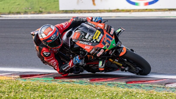 CIV SBK, show a Vallelunga: Pirro batte Mercandelli in Gara 1