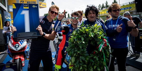CIV SSP600: Lorenzo Dalla Porta è il Re di Vallelunga in Gara 1