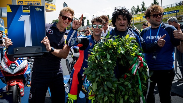 CIV SSP600: Lorenzo Dalla Porta è il Re di Vallelunga in Gara 1