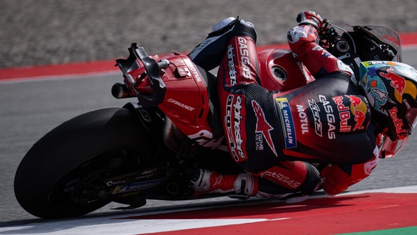 MotoGP, Acosta cresce e sbaglia ma il Sachsenring si avvicina…