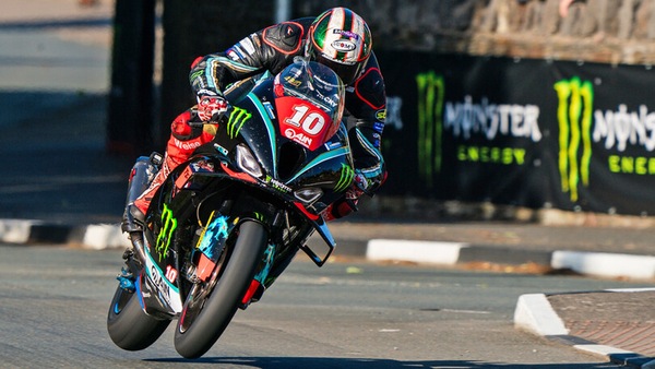 TT, Peter Hickman a 134mph con la STK nell’ultimo giorno di qualifiche
