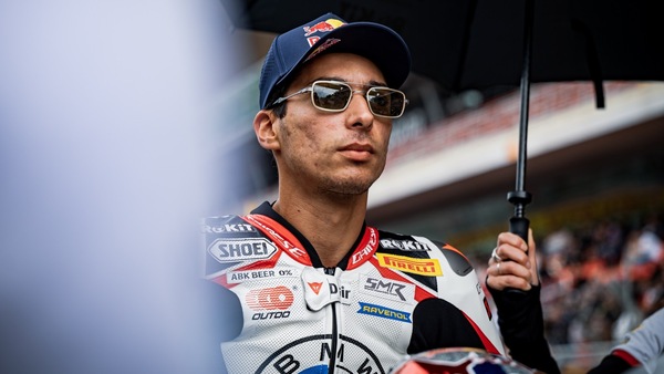 Razgatlioglu: "Se vincerò con BMW sarò leggenda, lo stesso Martin con Aprilia"