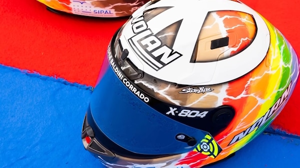 SBK Misano: casco speciale per Iannone, nel segno dell'uguaglianza