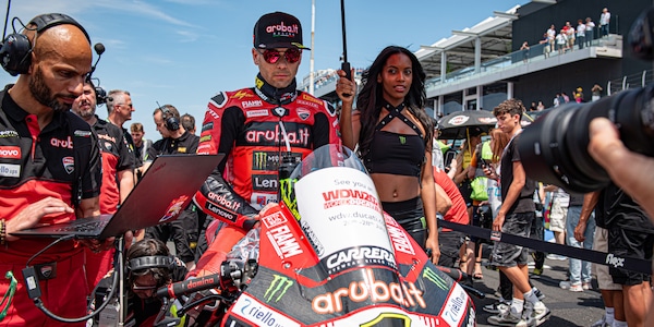 SBK, Ducati e Aruba insieme per altri due anni