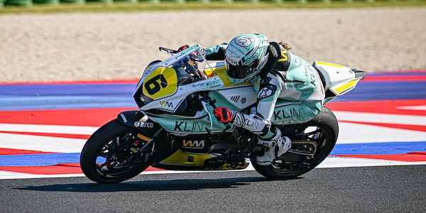 WorldWCR, che lotta a Misano: Herrera vince Gara 2 all'ultima curva