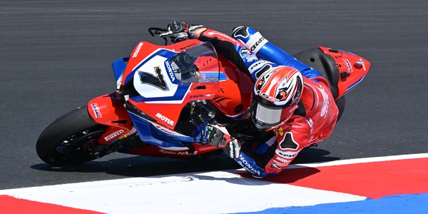 SBK, Lecuona sorprendente a Misano: tripla Top 10 con la Honda
