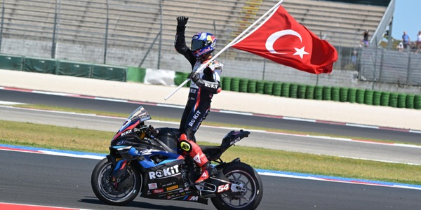 Toprak verso l'addio alla SBK, Sofuoglu: "Vogliamo la MotoGP nel 2025"