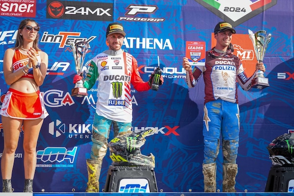 Motocross: con Lupino e Cairoli la Ducati vola in rosso