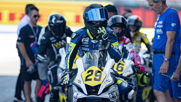 Mia Rusthen: aperto un profilo "benefico", ma è una truffa