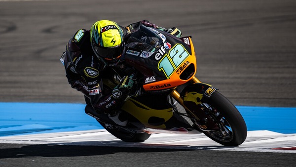 Caduta e colpo alla testa: GP di Assen già finito per Filip Salac