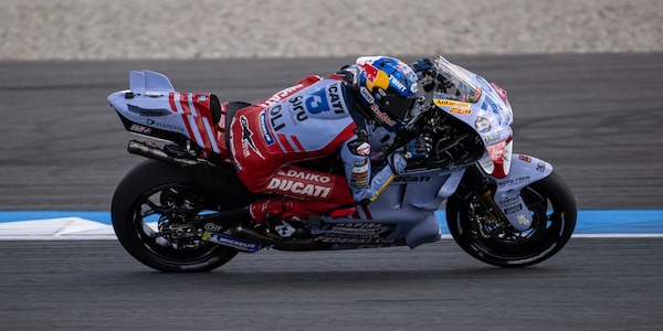 MotoGP, ufficiale: Alex Marquez rinnova con Gresini fino al 2026