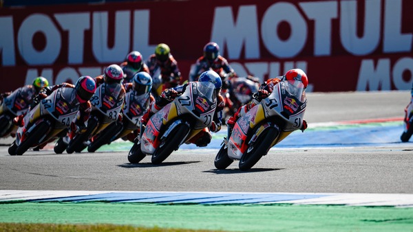 Rookies Cup: nella bagarre di Assen la spuntano Uriarte e Morelli