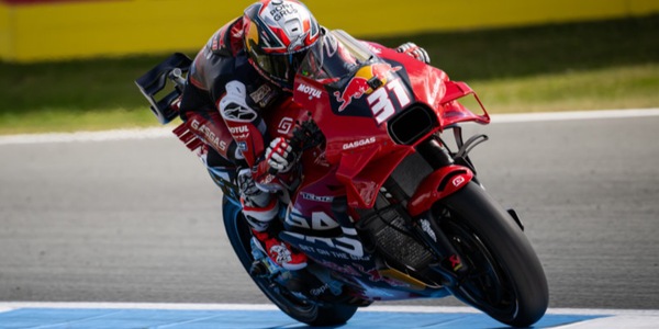 MotoGP, la storia chiama Acosta: al Sachsenring per il record di Marquez