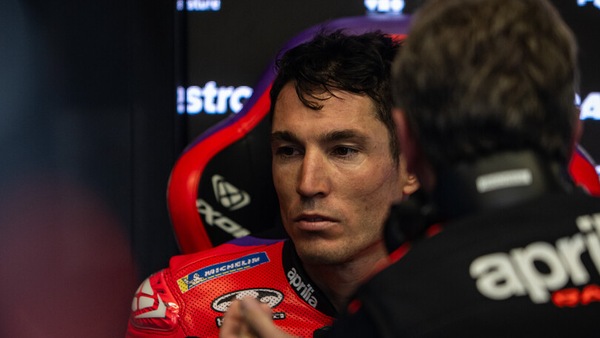 MotoGP, Espargarò alza bandiera bianca: GP Germania finito per Aleix