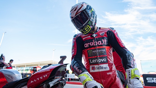 SBK, Bautista come Marquez: il suo futuro tiene in scacco il mercato