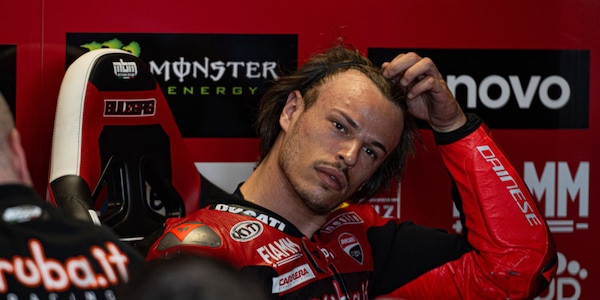 SBK Donington, Bulega: "Mi piacerebbe se Bautista restasse in Ducati nel 2025"