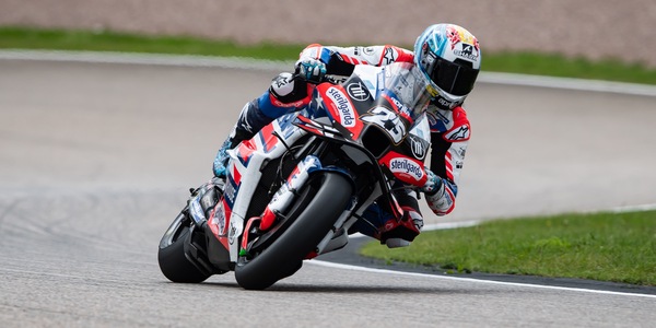 MotoGP: Raul Fernandez e Trackhouse insieme per altri due anni