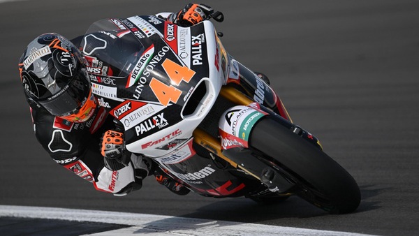 Moto2 Silverstone, FP: Aron Canet ad un passo dal record della pista