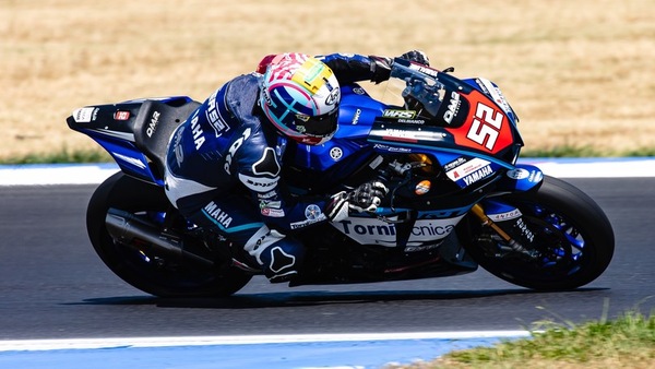 CIV SBK, spettacolo a Misano: Delbianco batte Aegerter in Gara 2