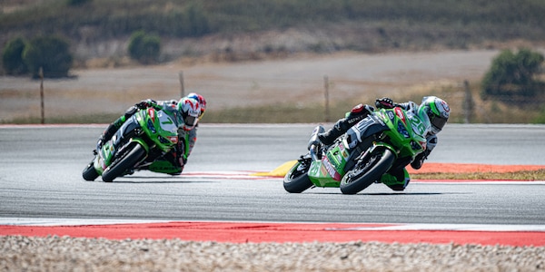 SSP300, Gennai vince Gara1 a Portimao, out Inigo Iglesias
