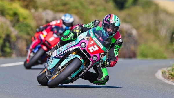 Majola e Bottalico, show al Manx GP: doppietta italiana nella classe Junior