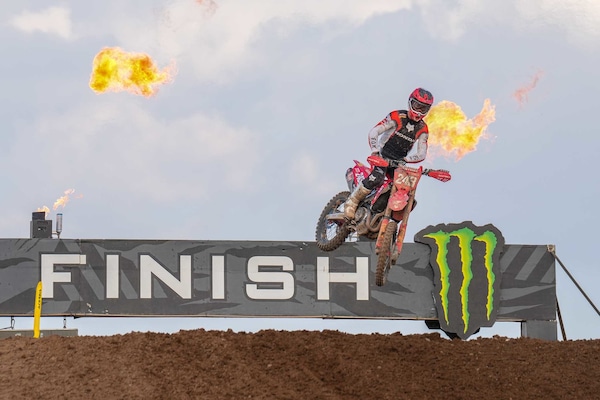 MXGP: Gajser tiene il punto