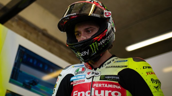 Marco Bezzecchi ha messo all’asta una sua tuta speciale: ecco tutti i dettagli