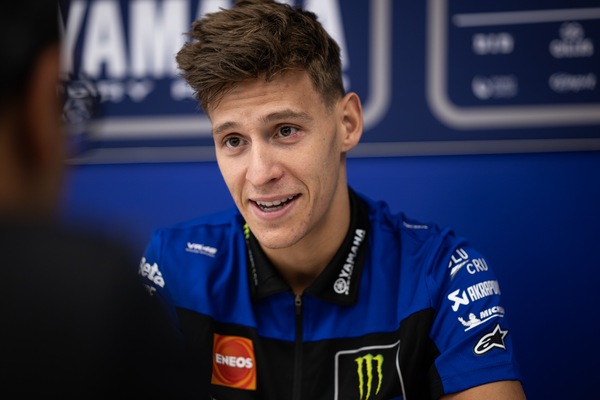 Quartararo: "Sì a Yamaha dopo 3 ore di domande. Matrimonio? Sono da anni '60"